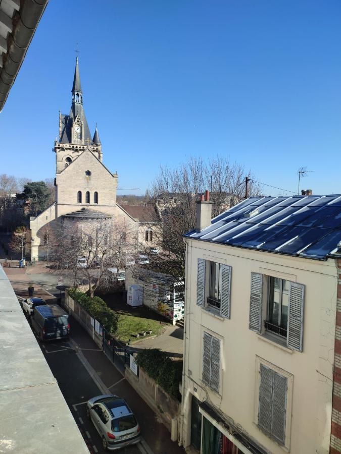 La Vie En Blanc Et Noir Maisons-Laffitte Lägenhet Exteriör bild